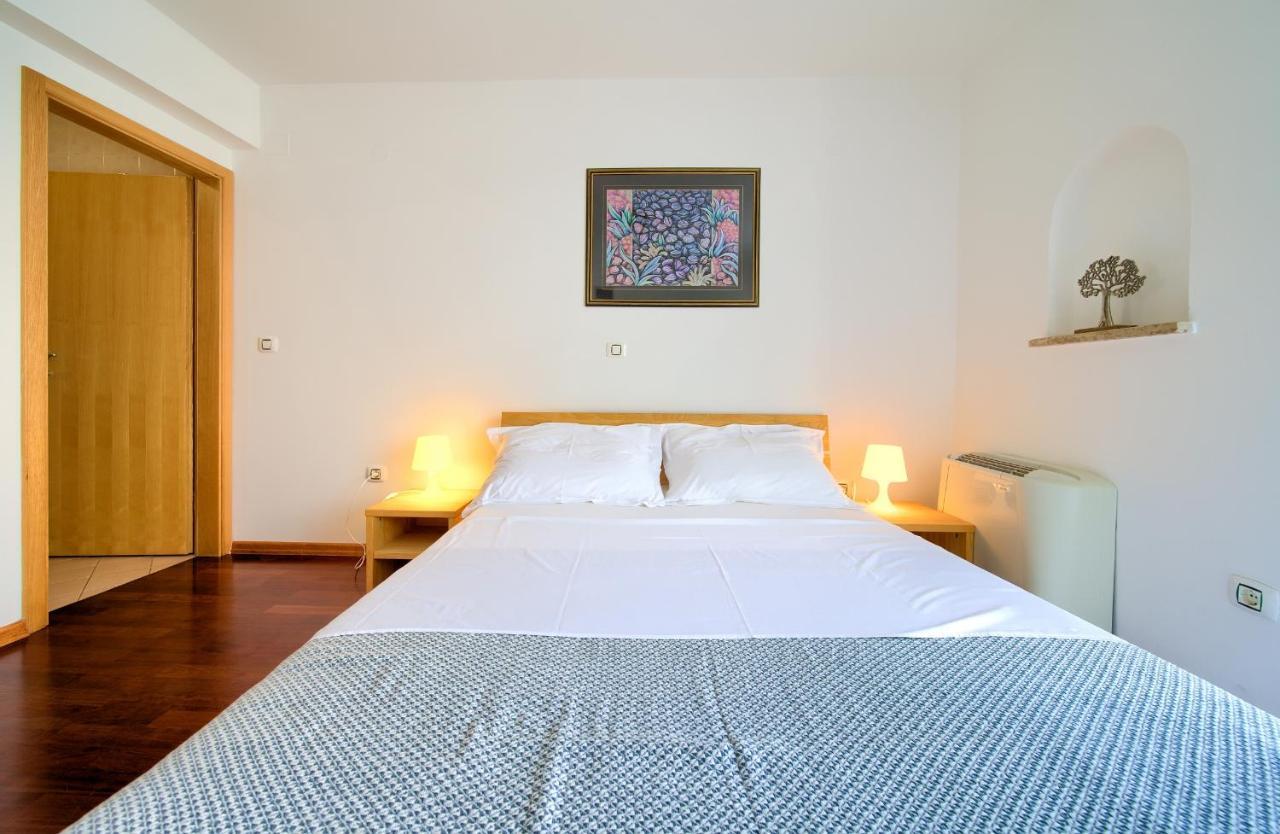 Bed&Breakfast Lucija Acomodação com café da manhã Punat Exterior foto