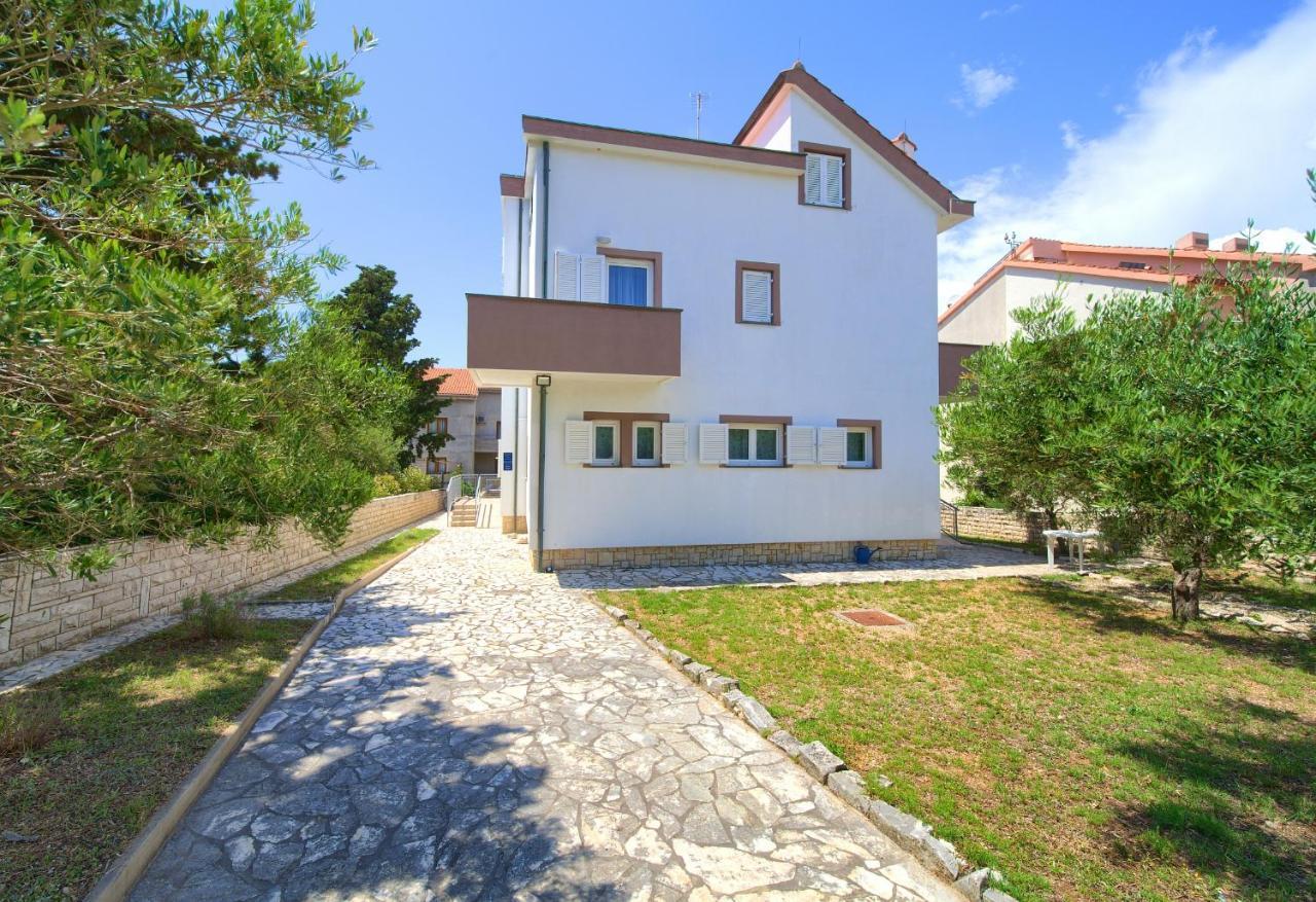 Bed&Breakfast Lucija Acomodação com café da manhã Punat Exterior foto