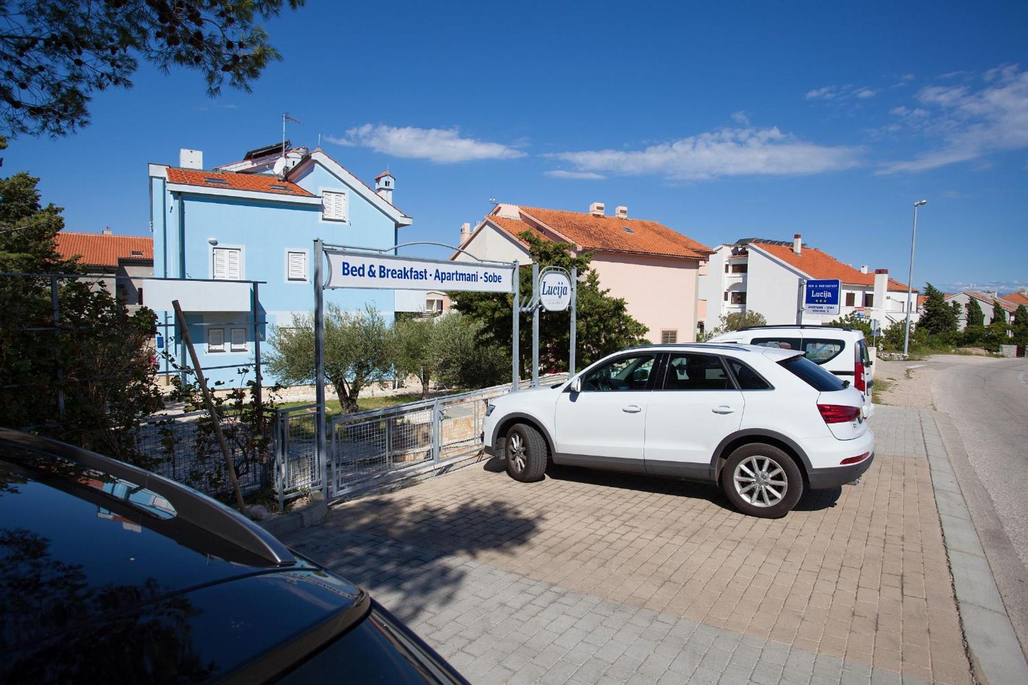 Bed&Breakfast Lucija Acomodação com café da manhã Punat Exterior foto